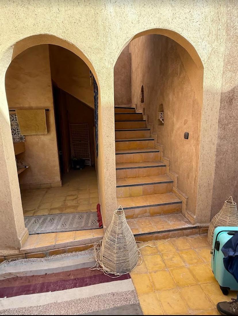 Riad Amar 메르주가 외부 사진