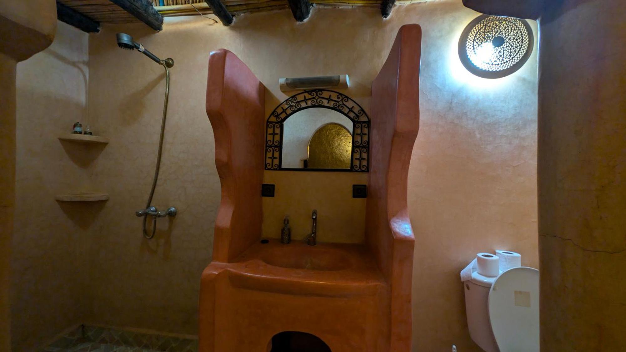 Riad Amar 메르주가 외부 사진